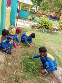 Kegiatan Jumat Bersih